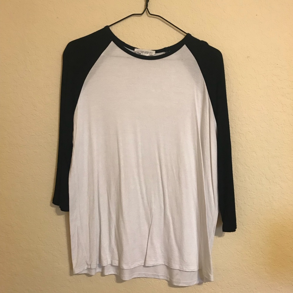 Baseball tee